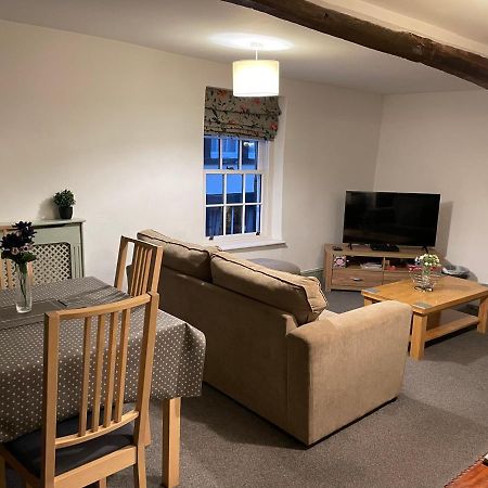 Churchgate Apartment Kirkby Lonsdale Bagian luar foto