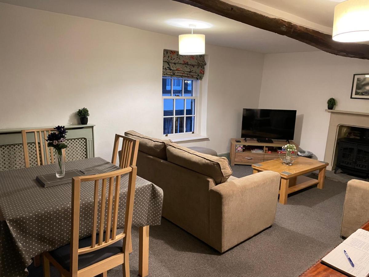 Churchgate Apartment Kirkby Lonsdale Bagian luar foto